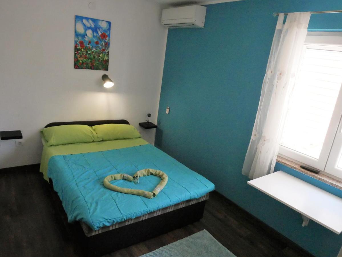 Apartments Kety Rovinj Exterior foto